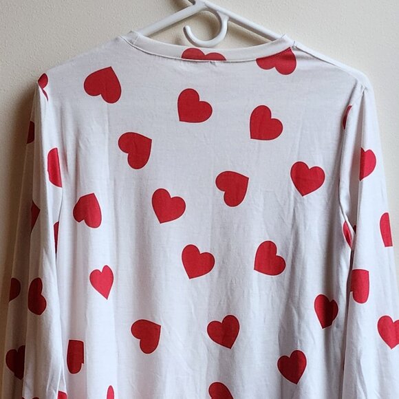 Amazon IVAY Red Heart Printed Long Sleeve Jersey Size Medium - Picture 14 of 16